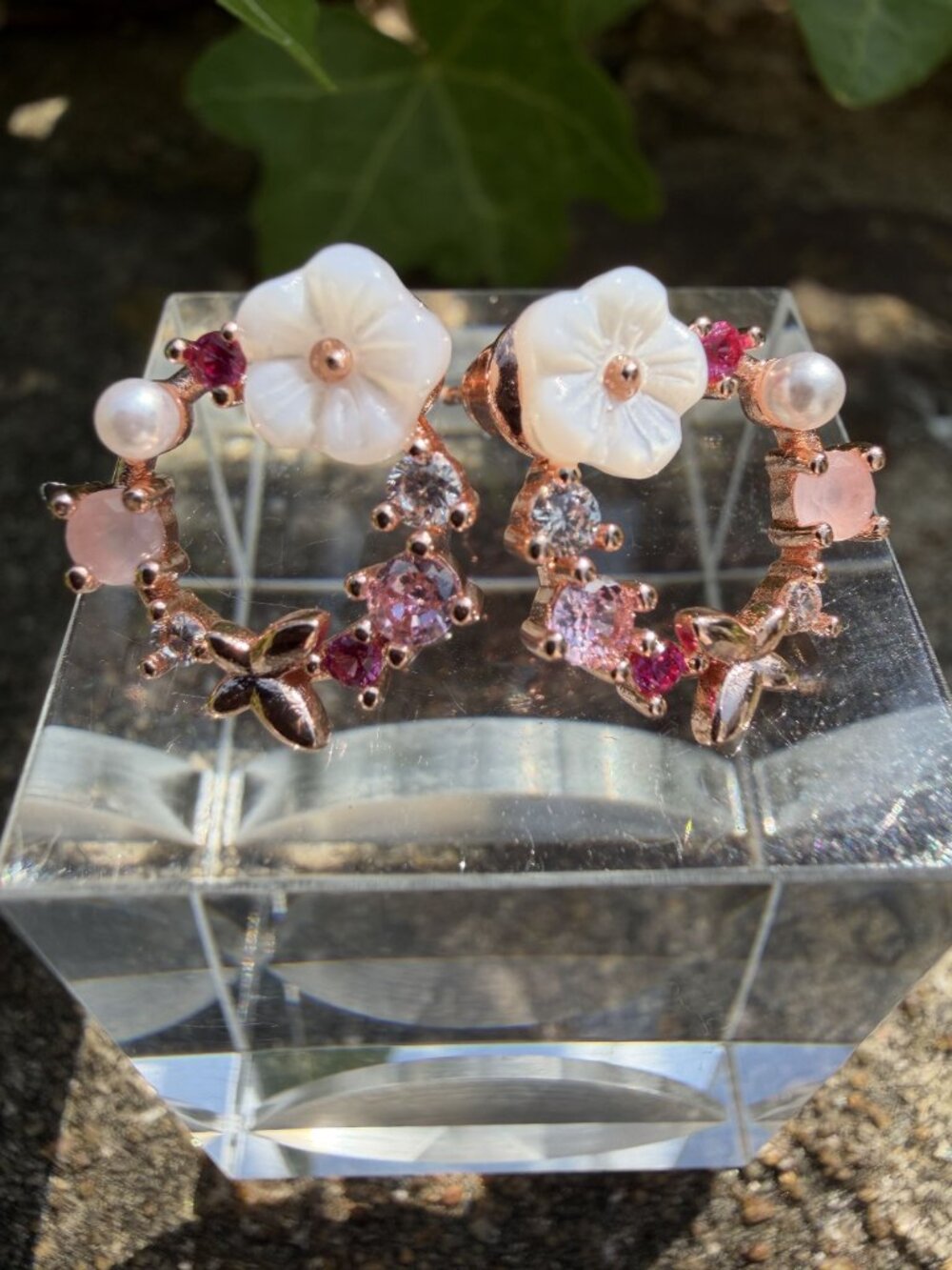 Ramla Flower Stud Earrings 18K Rose Gold Plated Gemstone Shell Pink Spring NEW